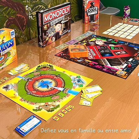Maison "Jungle House" 90 M2 Billard, Retroprojecteur, Bar A Jeux , Vinyle, Wifi Fibre, Ideal Pro & Famille A Montbrison Kültér fotó