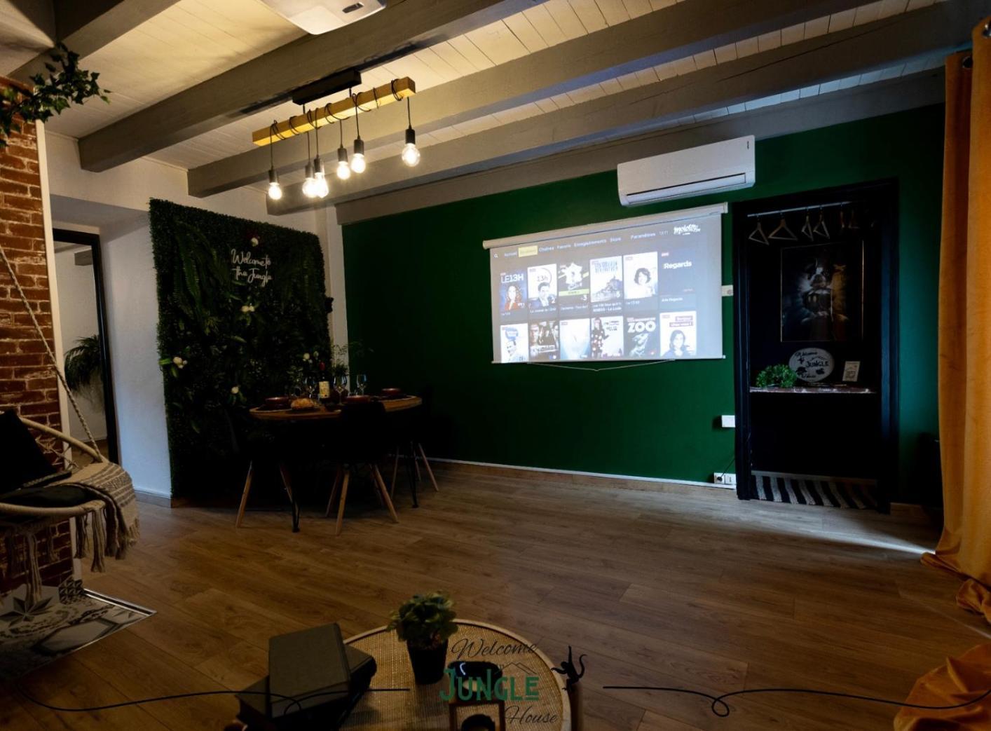 Maison "Jungle House" 90 M2 Billard, Retroprojecteur, Bar A Jeux , Vinyle, Wifi Fibre, Ideal Pro & Famille A Montbrison Kültér fotó