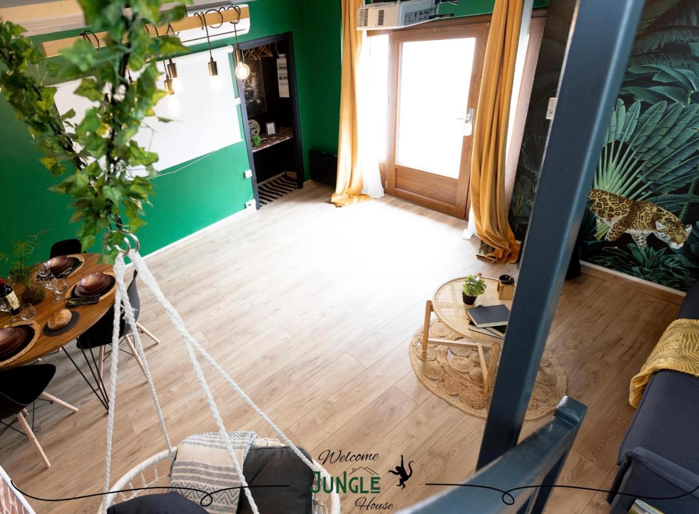 Maison "Jungle House" 90 M2 Billard, Retroprojecteur, Bar A Jeux , Vinyle, Wifi Fibre, Ideal Pro & Famille A Montbrison Kültér fotó