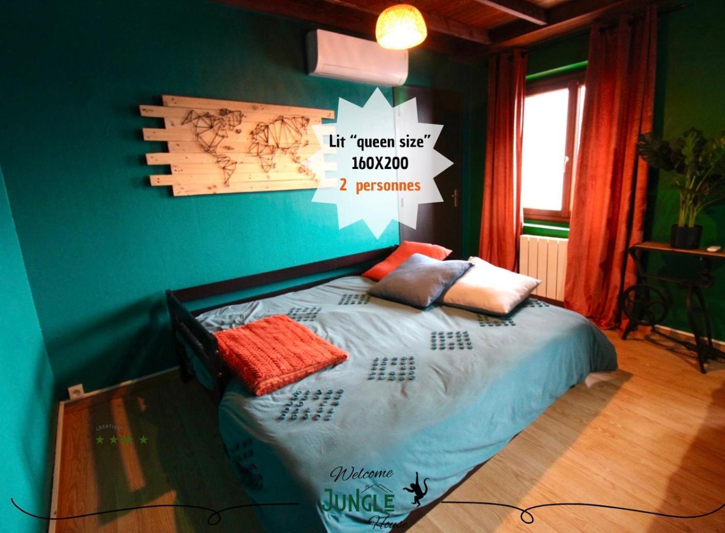 Maison "Jungle House" 90 M2 Billard, Retroprojecteur, Bar A Jeux , Vinyle, Wifi Fibre, Ideal Pro & Famille A Montbrison Kültér fotó
