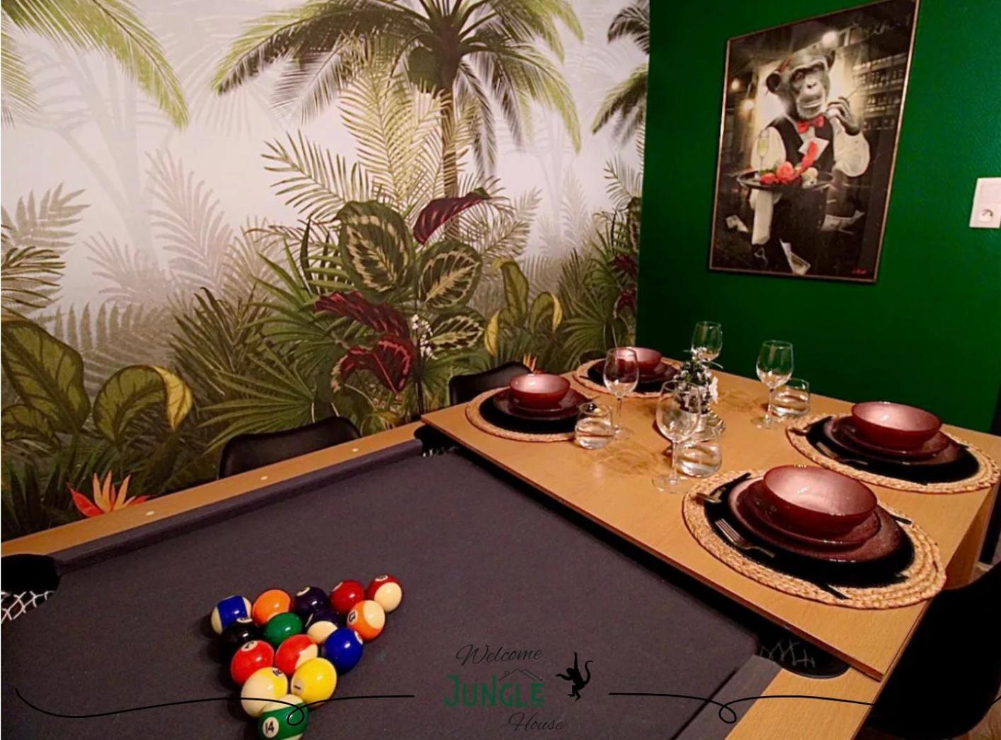 Maison "Jungle House" 90 M2 Billard, Retroprojecteur, Bar A Jeux , Vinyle, Wifi Fibre, Ideal Pro & Famille A Montbrison Kültér fotó